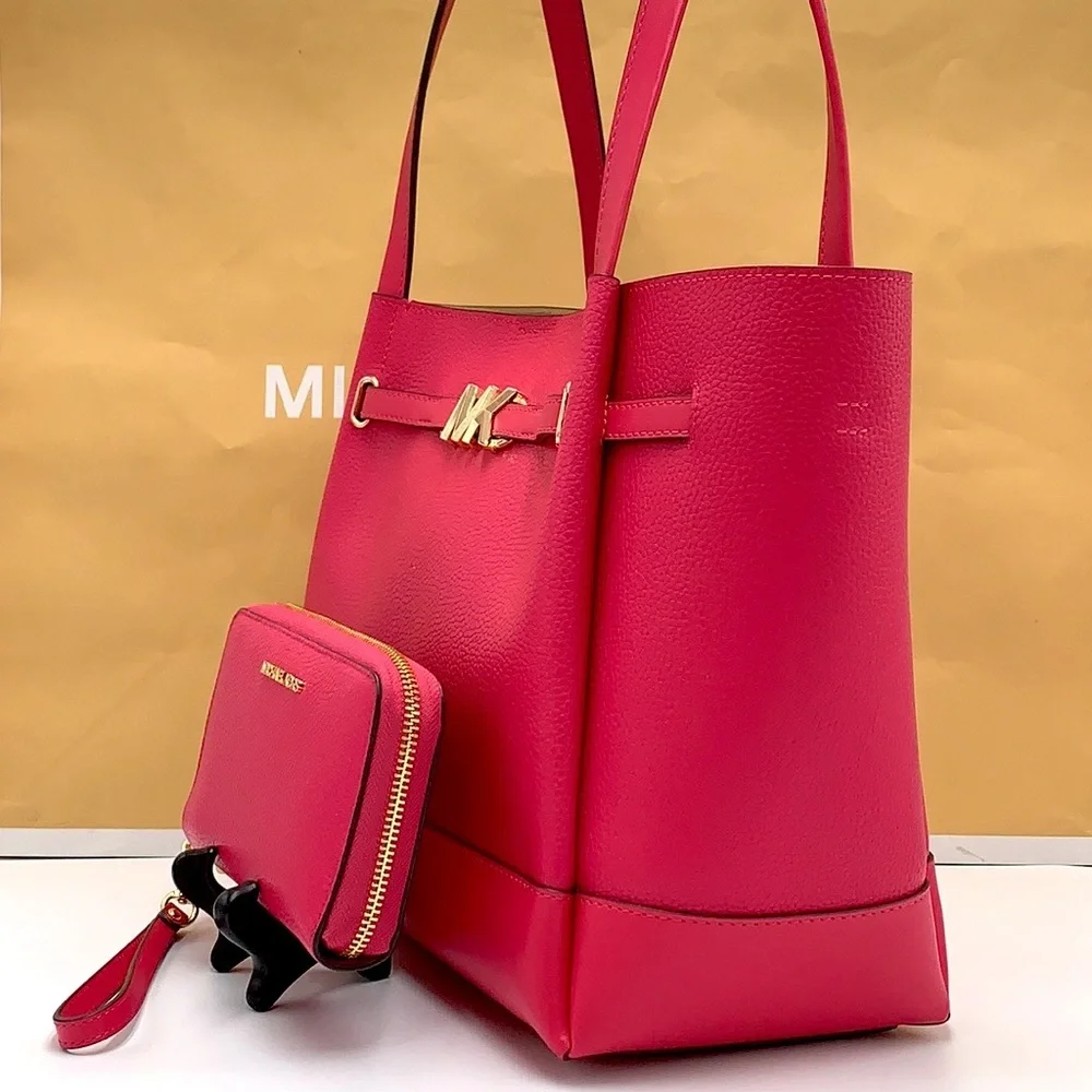 MICHAEL KORS Reed Large Leather Belted  Shoulder Bag & Multifunctional wallet